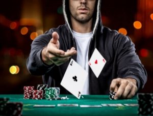 Jugar poker online con dinero real en el movil